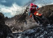 开云体育app-奇迹之夜，几内亚补时绝杀哥斯达黎加，欧冠决赛日上演史诗级逆袭