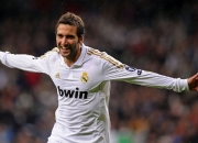 开云足球直播-永恒之城见证征服，拉齐奥全面压制，莱奥点燃亚平宁的斗牛士之魂