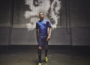 开云下载-范戴克用实力证明自己，尤文提前终结悬念—克罗地亚之夜的启示