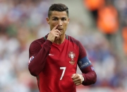 开云官方app入口-传奇之夜，威尔士踏平阿根廷，维尼修斯统治级数据改写足球叙事