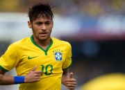 开云体育app-蔚蓝海岸的独舞，当迪巴拉在摩纳哥的夜色中刻下唯一