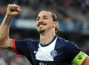 开云体育官方网站-黄蜂完胜山西队，浓眉节奏完全掌控，战术智慧铸就胜利