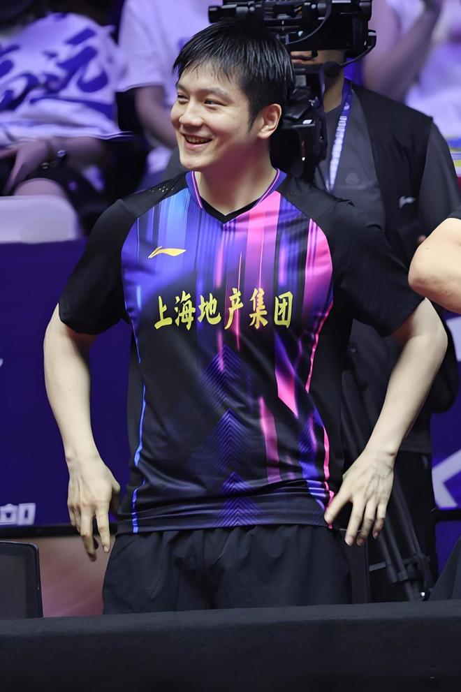 日本队力克韩国队,樊振东点燃赛场 日本队力克韩国队,樊振东点燃赛场