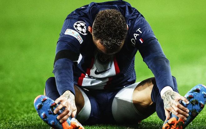 拜仁慕尼黑球员脚踝受伤,有望赶上下场比赛 拜仁慕尼黑球员脚踝受伤,有望赶上下场比赛