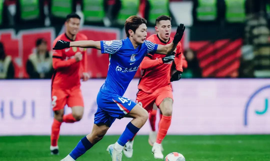 青训力量崛起，球队注入新鲜血液的简单介绍