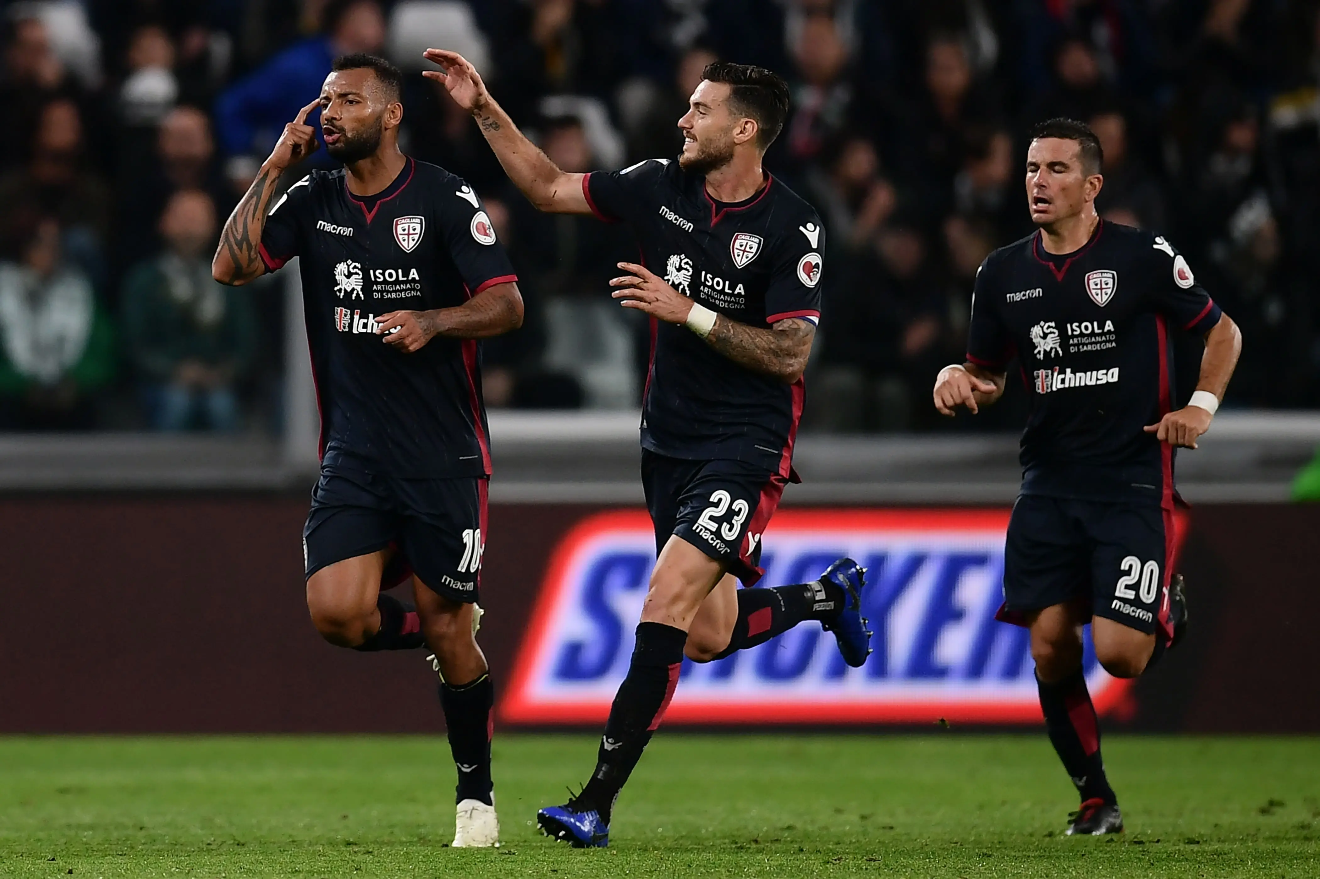 关于AC米兰主场大胜，晋级形势一片大好的信息