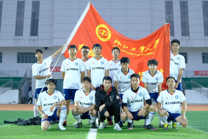 足球联赛爆点:北美球队斗志昂扬在场上拼搏!的简单介绍 足球联赛爆点:北美球队斗志昂扬在场上拼搏!的简单介绍