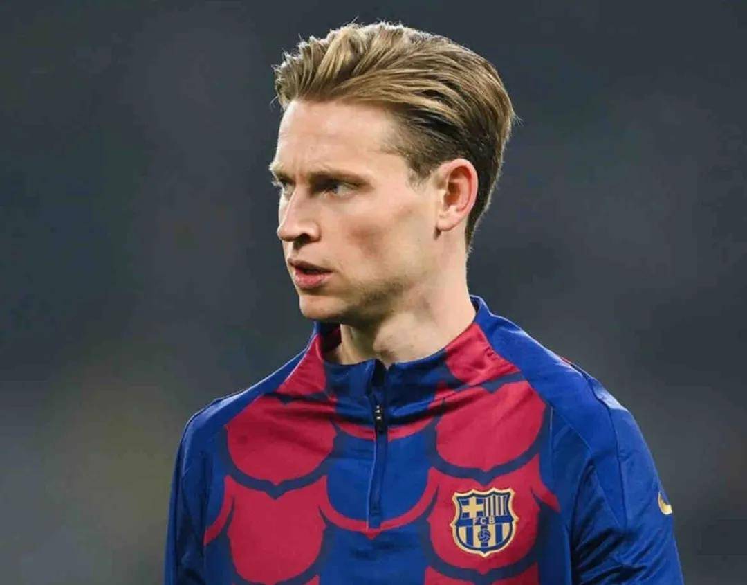 关于巴西爆冷巴萨，德容三分雨点燃全场的信息