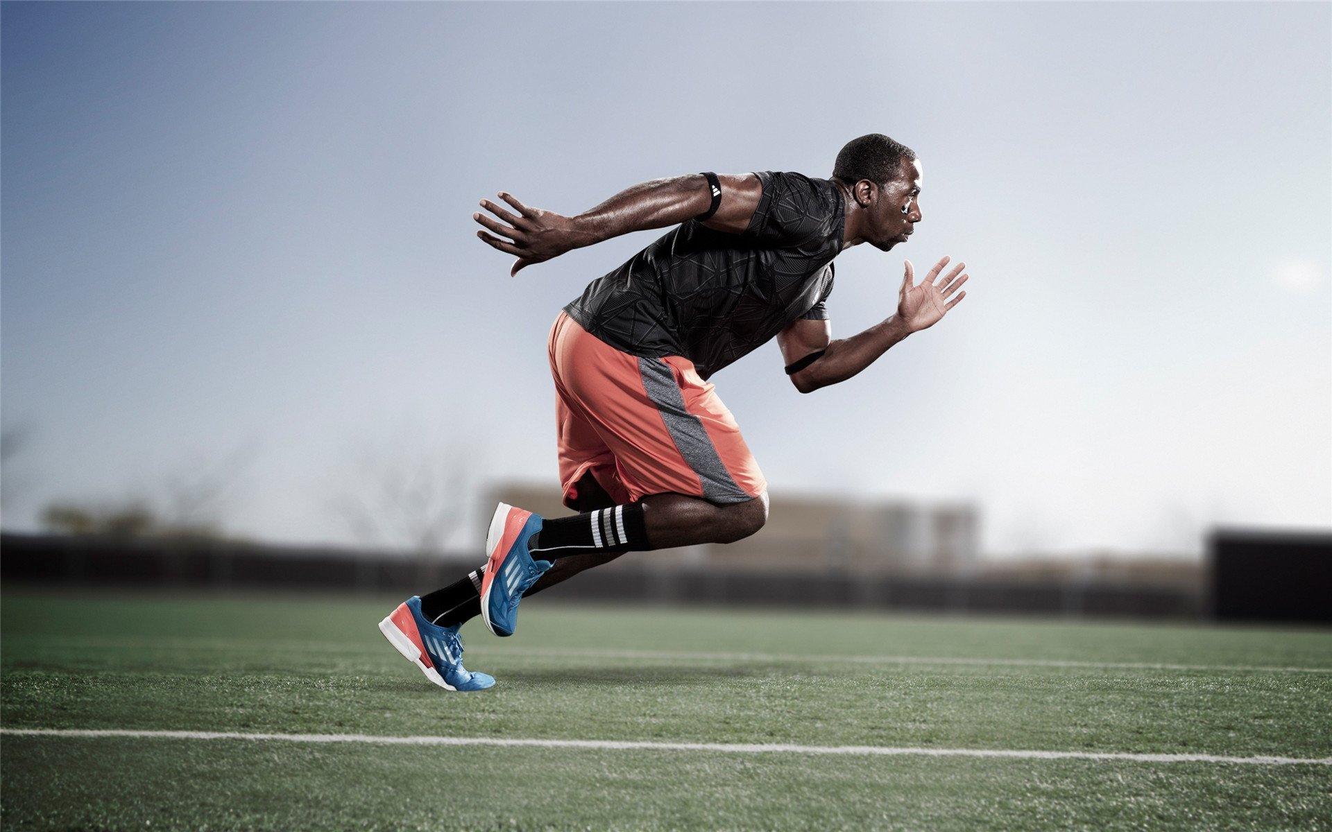 当欧洲红魔遭遇东瀛武士，佩德里高光背后的战术博弈