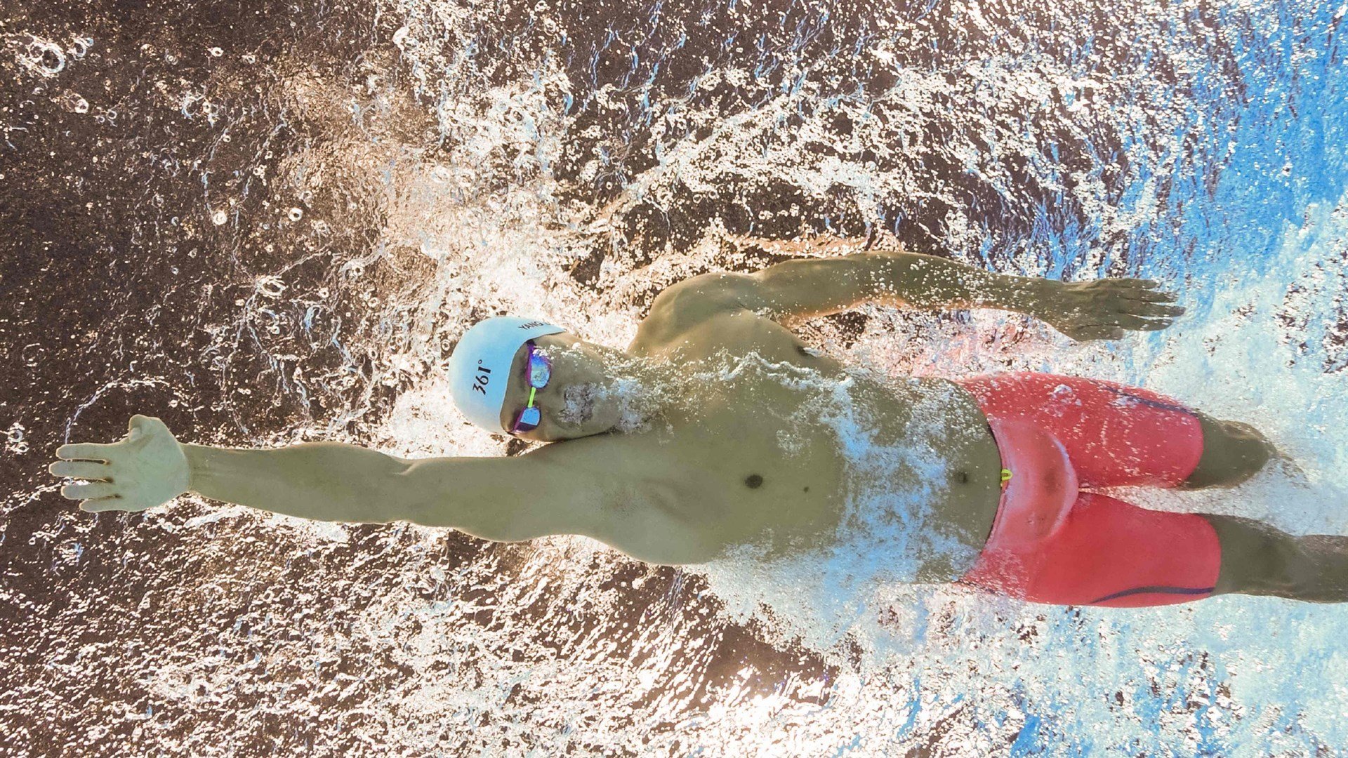 年度焦点之战之夜,霍勒迪如何以节奏大师之姿带动全队