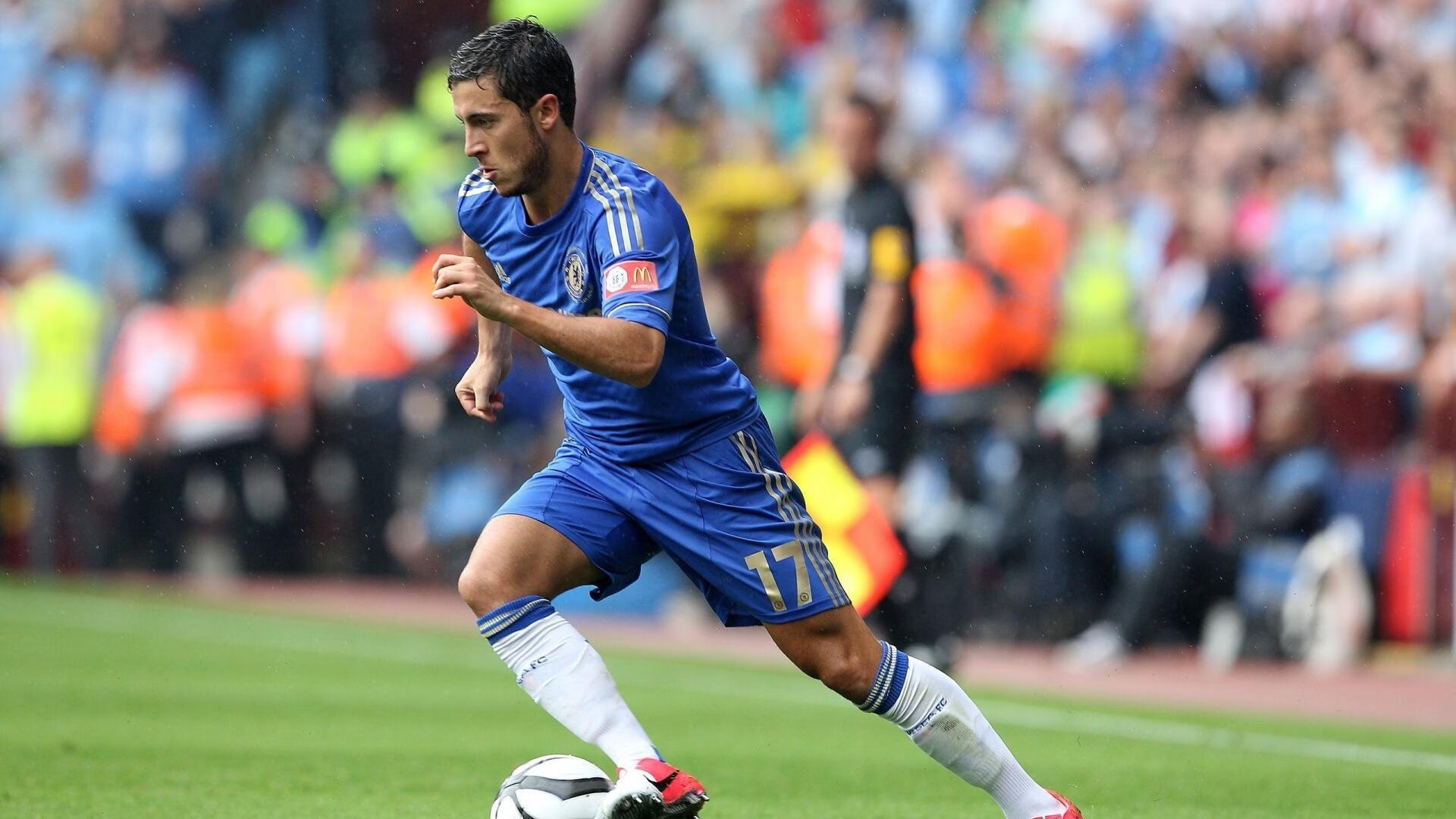 曼城对阵塞维利亚，苏亚雷斯连续得分拉开差距，英超霸主展现欧冠统治力