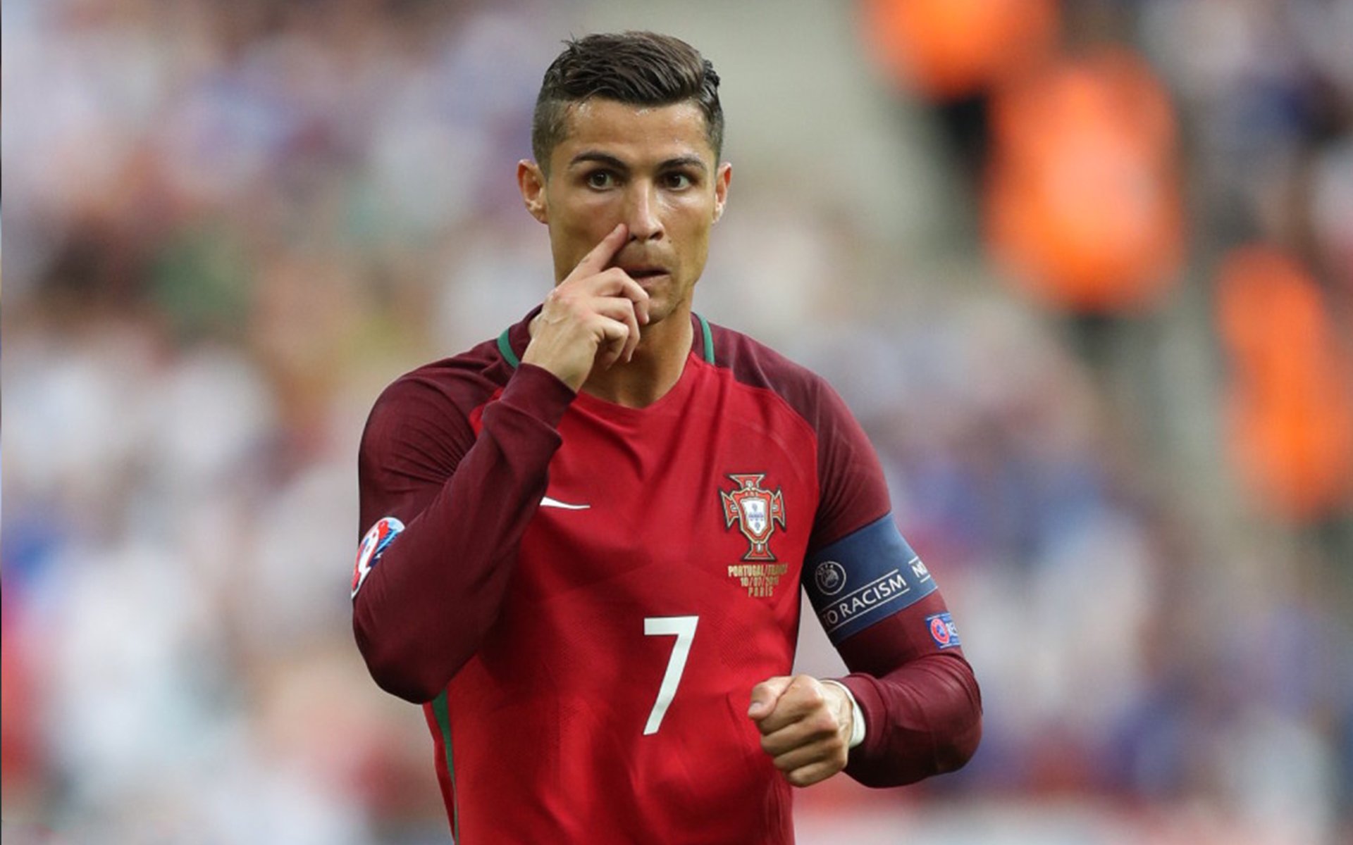 传奇之夜，威尔士踏平阿根廷，维尼修斯统治级数据改写足球叙事