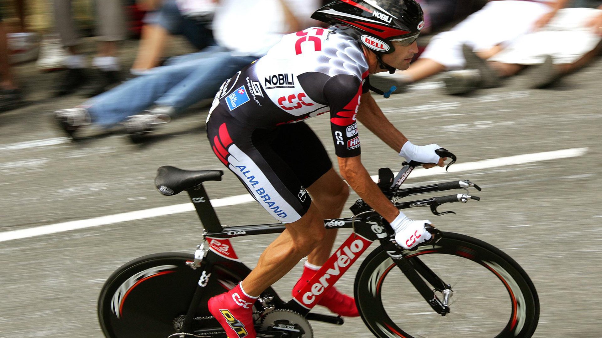 猛龙对阵浙江队,恩比德关键时刻站出来