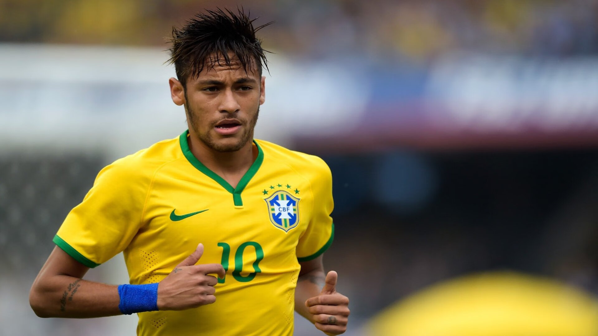 跨越时空的竞技场，当76人鏖战快船之夜，锡安已在美加墨世界杯的版图上绘制未来